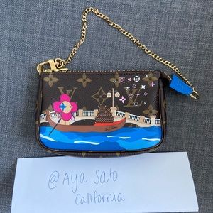 Limited edition Louis Vuitton mini pochette